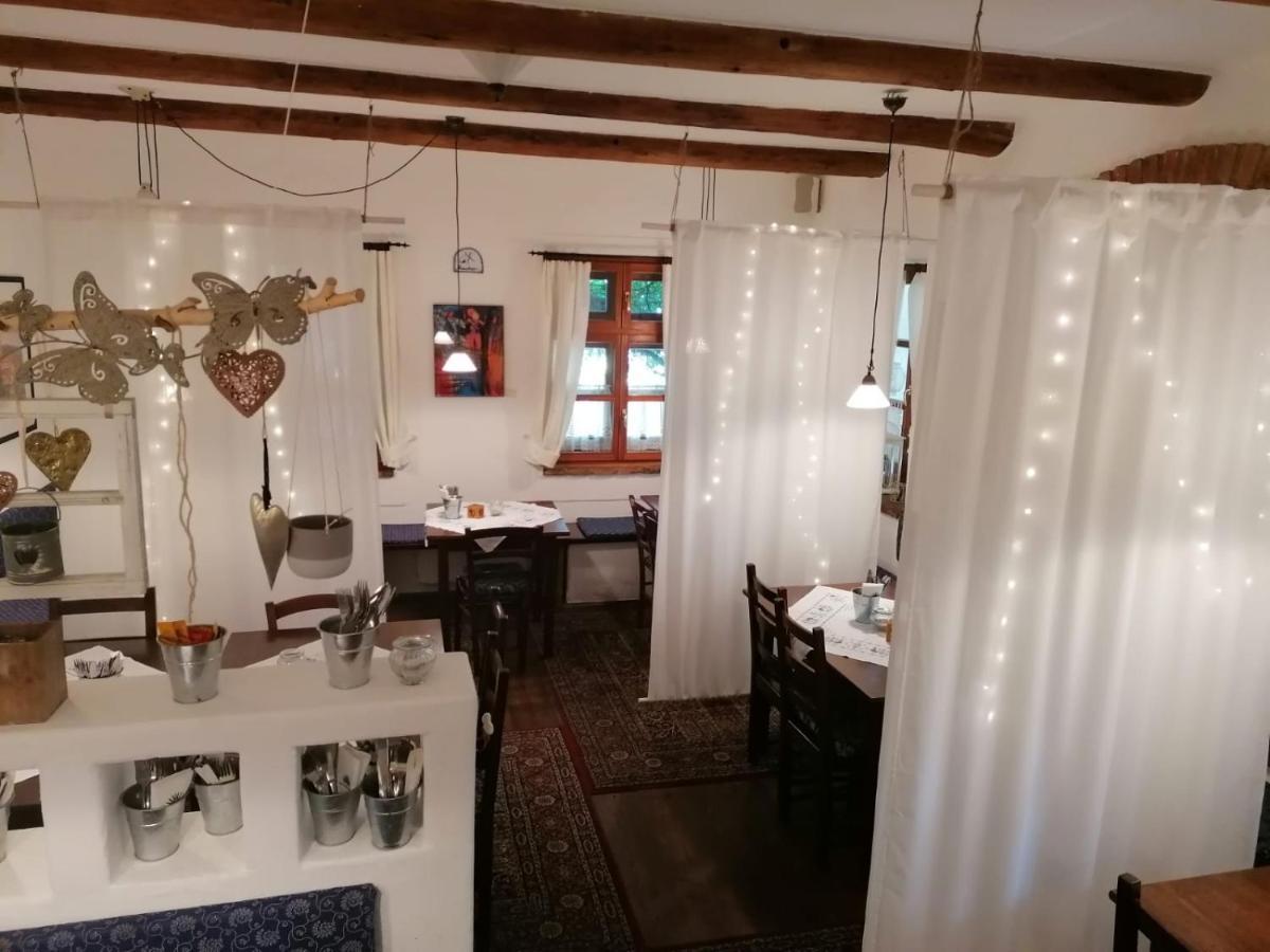Oleander Romantik Zimmer Trausdorf an der Wulka ภายนอก รูปภาพ