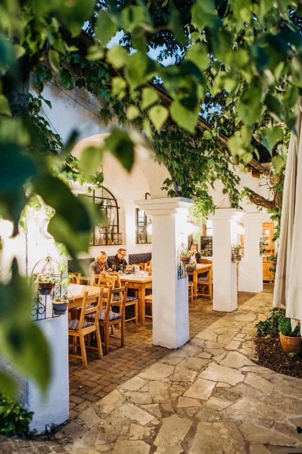 Oleander Romantik Zimmer Trausdorf an der Wulka ภายนอก รูปภาพ